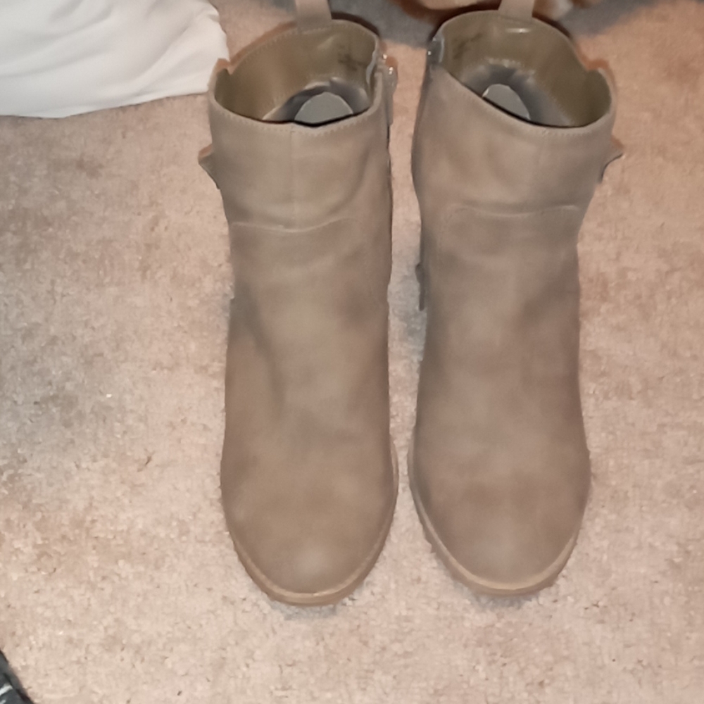 Booties - Picture 2 of 4